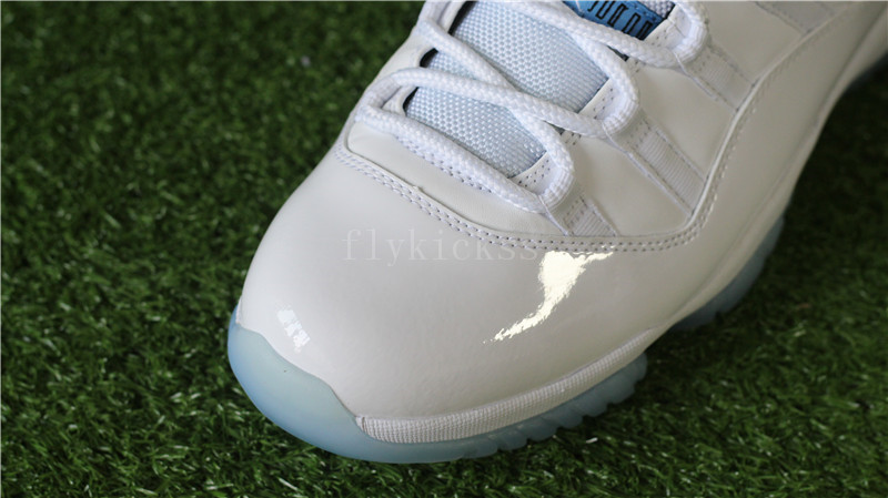 Air Jordan 11 Retro Columbia Legend Blue